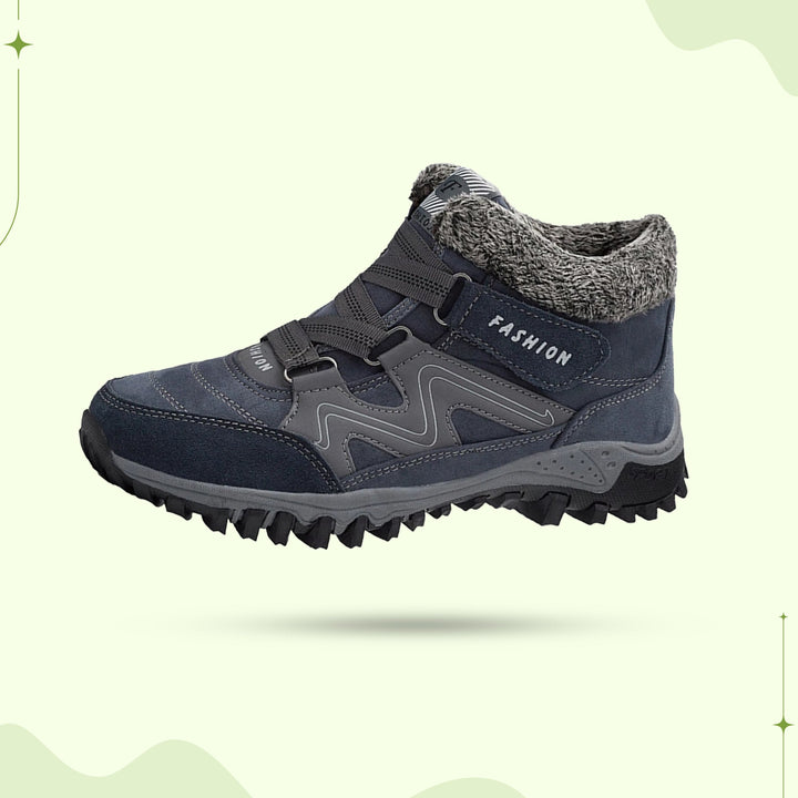 Warm women's winter trekking shoes, cozy and supportive for outdoor walks.