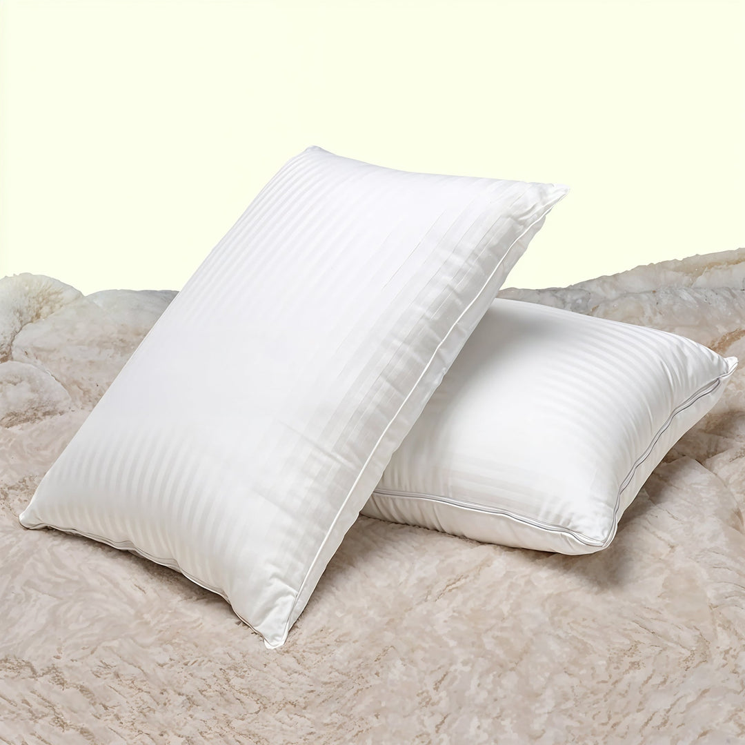 Customizable sleep pillow: adjustable memory foam layers provide personalized comfort & superior support.