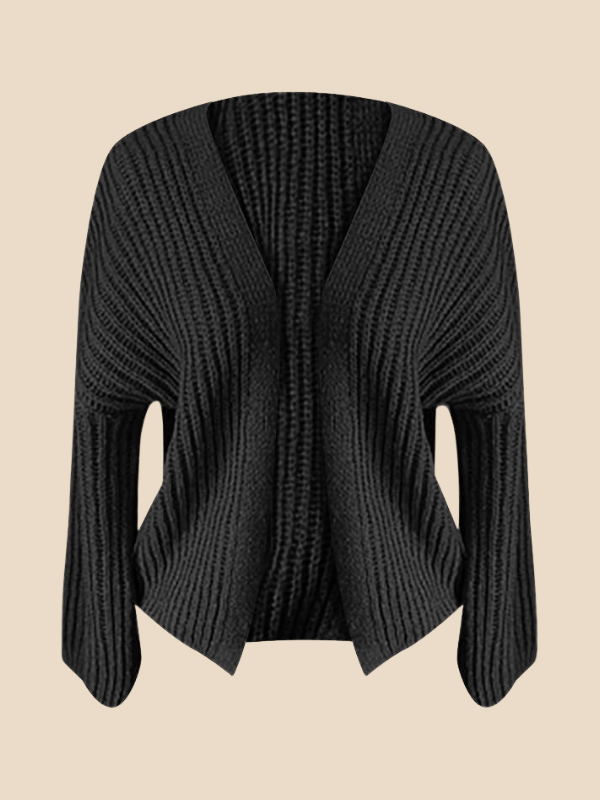 Effortlessly chic oversized women's cardigan for ultimate comfort. A cozy fashion statement.