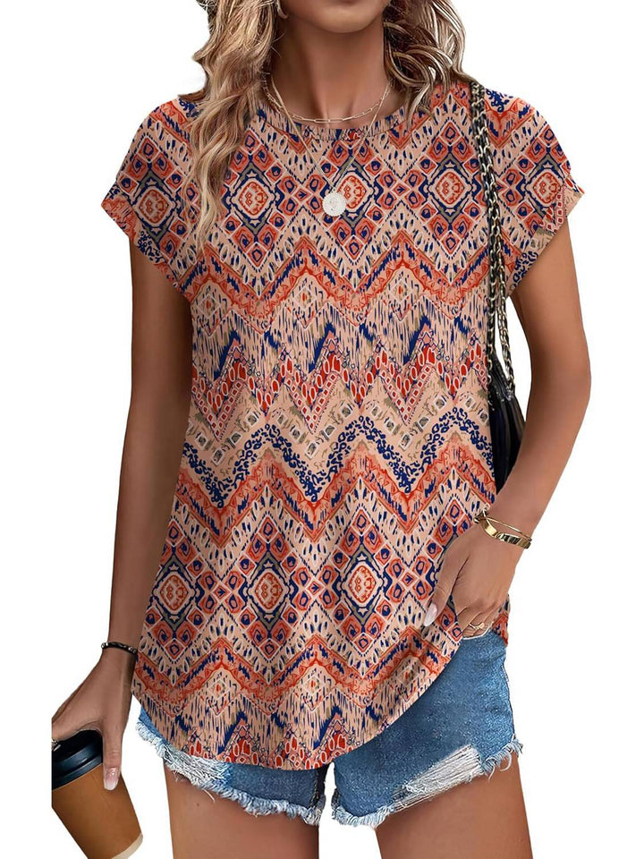 Casual short sleeve blouse for women with a beautiful all-over floral pattern.