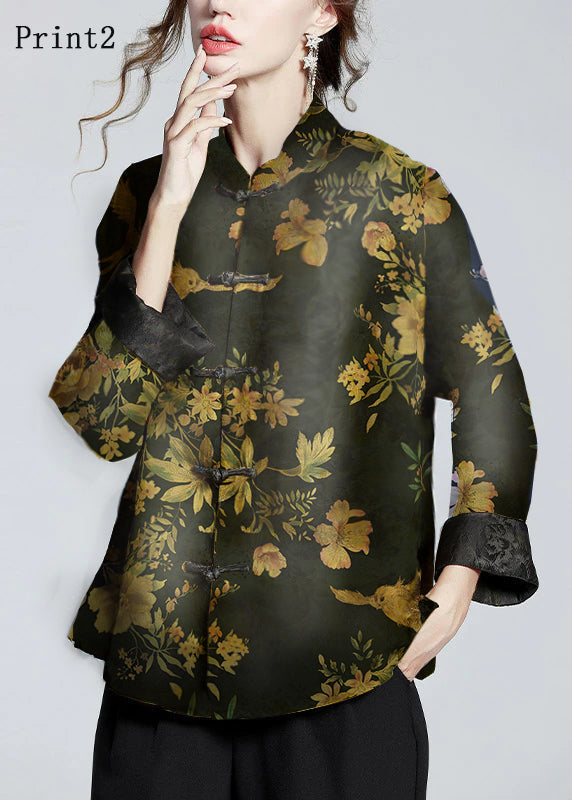Fashionable women's statement coat. Elegant printed design with a stand collar, ideal for special occasions.