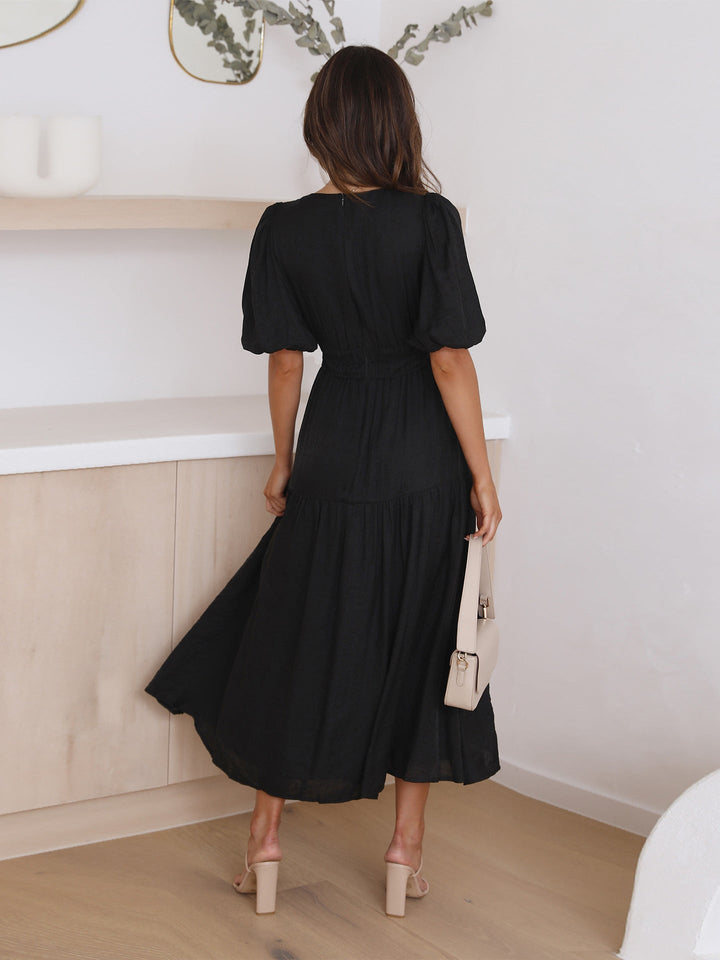 Chic women's puff sleeves midi dress, a comfortable & elegant choice for summer fashion.