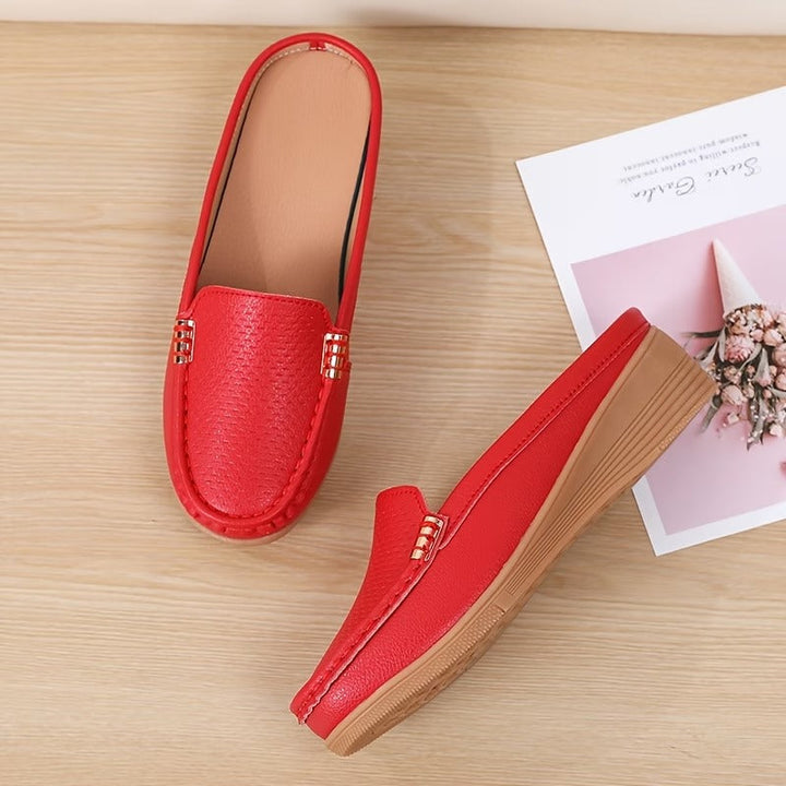 Women's comfortable wedge slip-on loafers, perfect for versatile daily fashion.