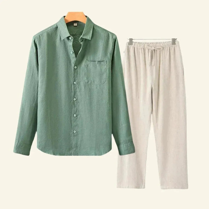 Stylish men's casual matching set: a comfortable shirt & trousers, ideal for vacation, beach, or summer outings.