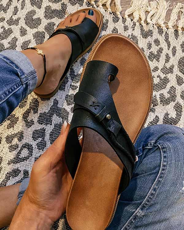 Stylish women's Sienna sandals with ergonomic design, perfect for comfortable summer walking.