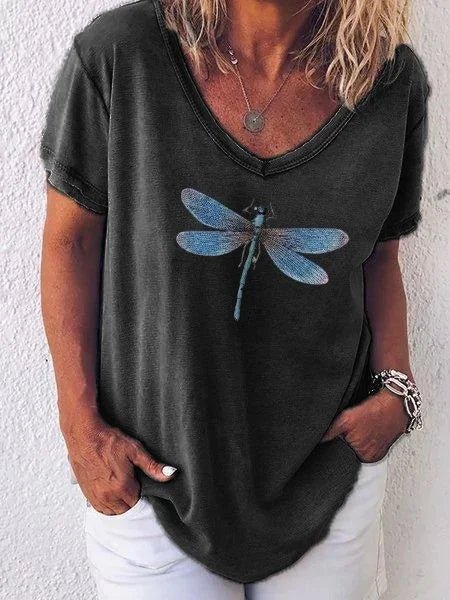 Casual women's dragonfly graphic print V-neck t-shirt. Relaxed fit short sleeve top for versatile summer wear.
