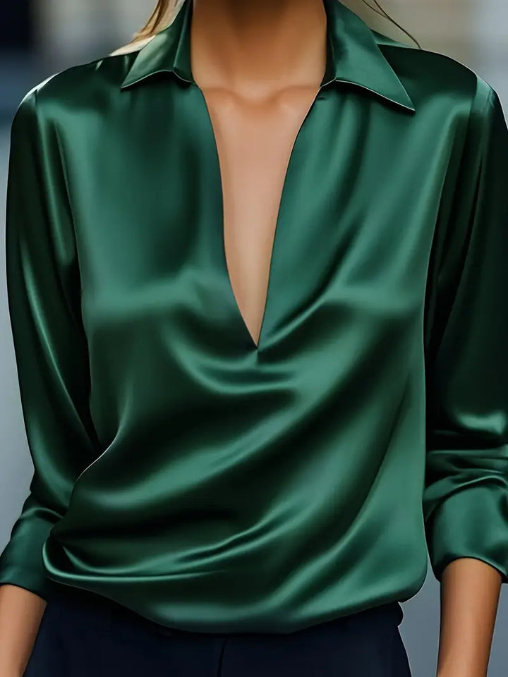 Casual chic women's V-neck blouse, versatile long sleeve for everyday luxury.