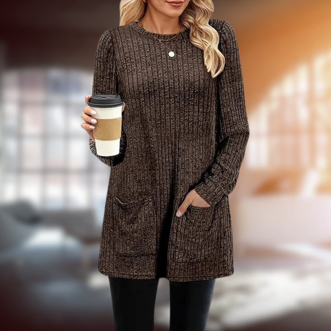Comfortable women's knit pullover sweater, elegant for autumn and winter outfits.