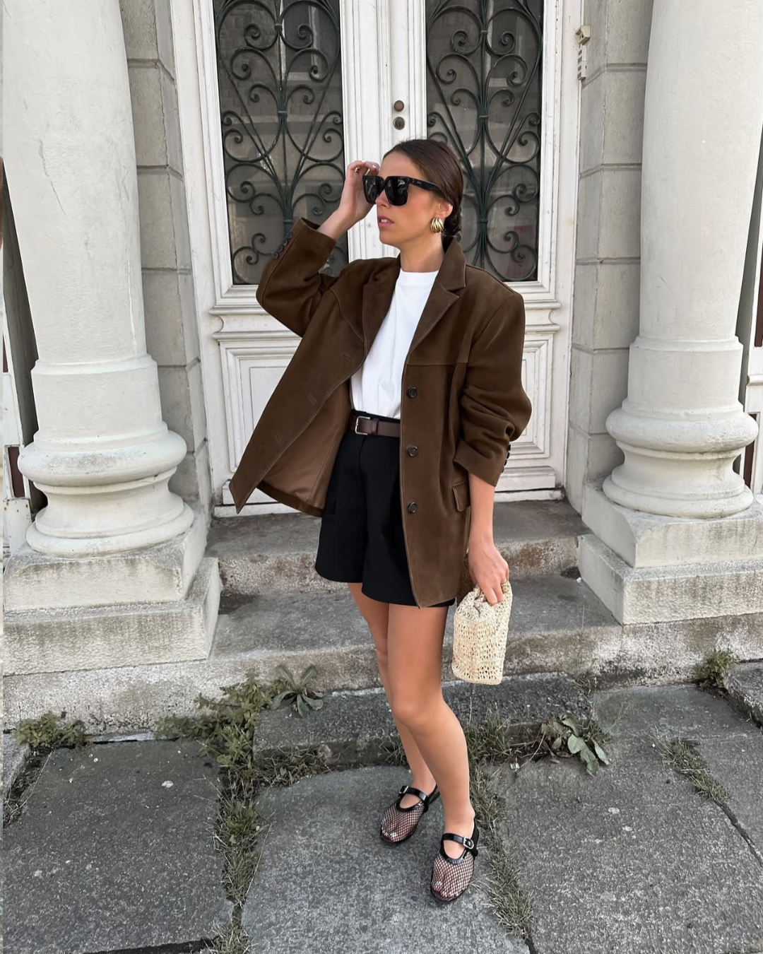 Stylish Banbury women's brown blazer, a versatile layering jacket for sophisticated style & everyday wear.