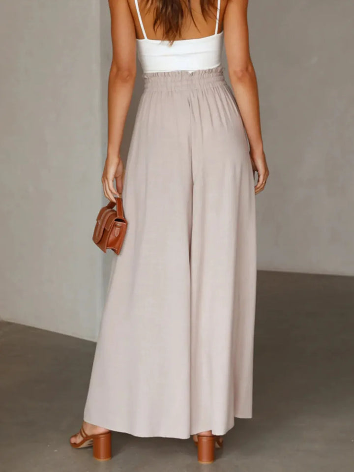 Easy-to-wear women's high waist wide leg pants, great for travel, work, or everyday fashion.