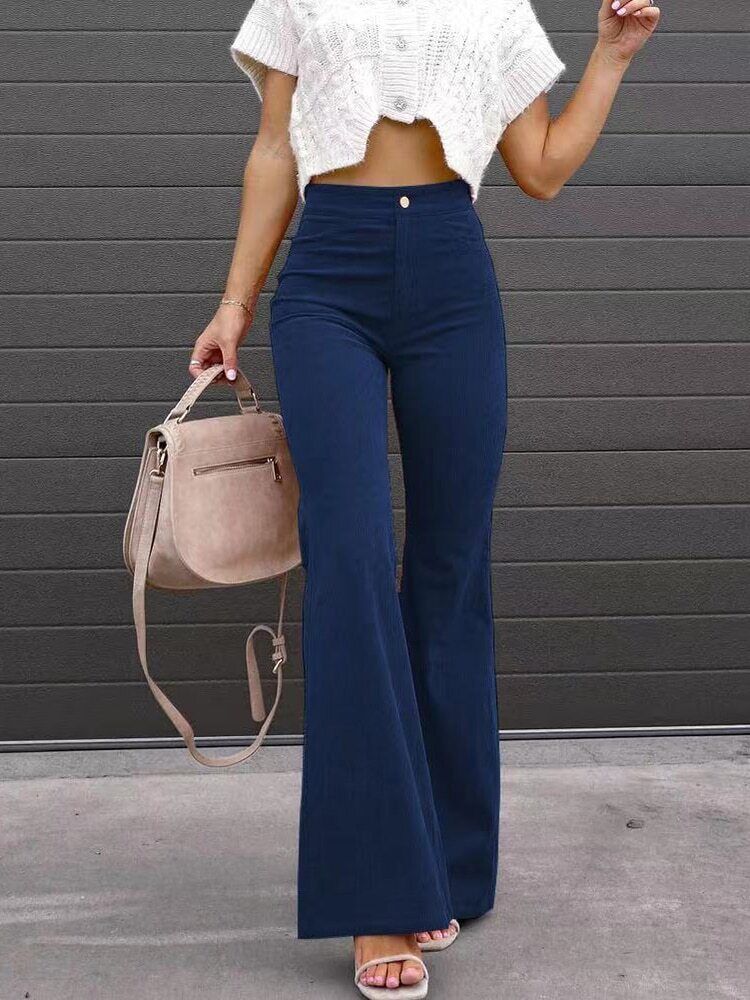 Women's Briana flared pants, offering comfortable daily wear. High-waist bell-bottoms, perfect for versatile casual fashion.