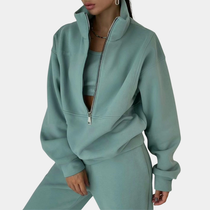 Soft and comfortable women's jogging tracksuit set, featuring stylish joggers and a matching top, for everyday wear.