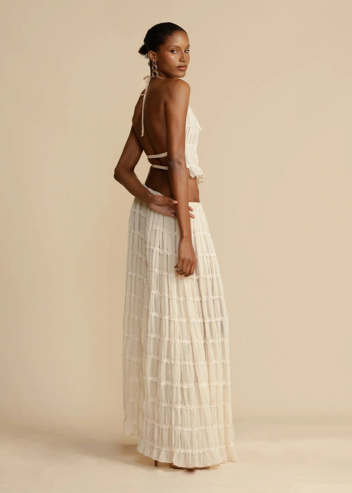 Women's matching two-piece summer set, featuring a stylish halter top & breathable maxi skirt, ideal for casual wear.