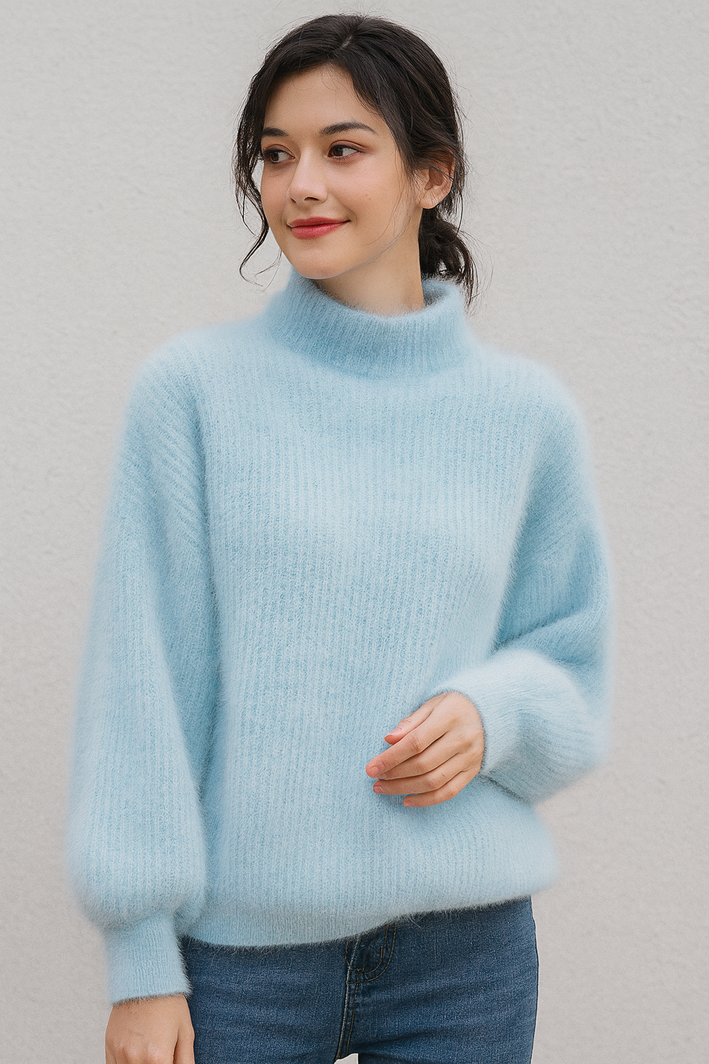 Casual women's loose pullover sweater, long sleeve design for comfortable, stylish everyday wear.