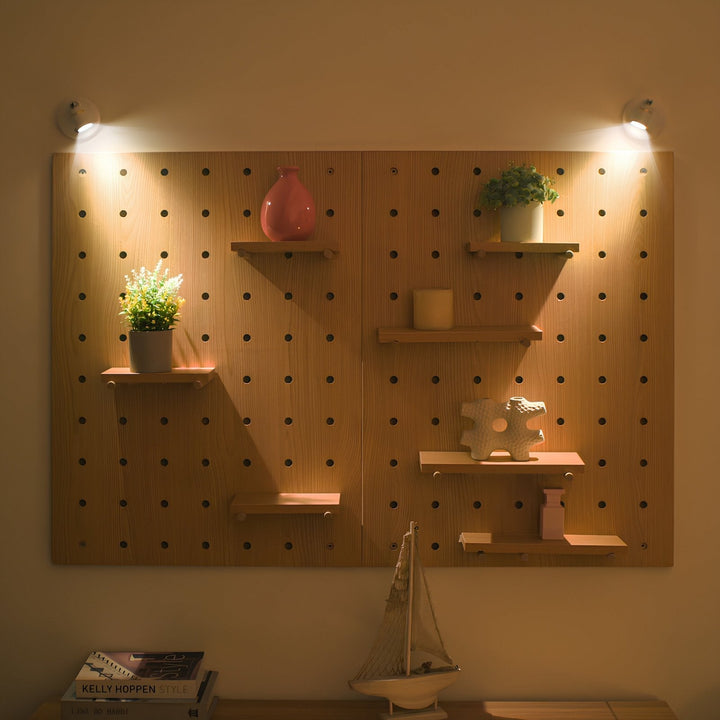 Wireless LED spotlight by Nvroome, rechargeable & dimmable with remote control. Perfect accent light.