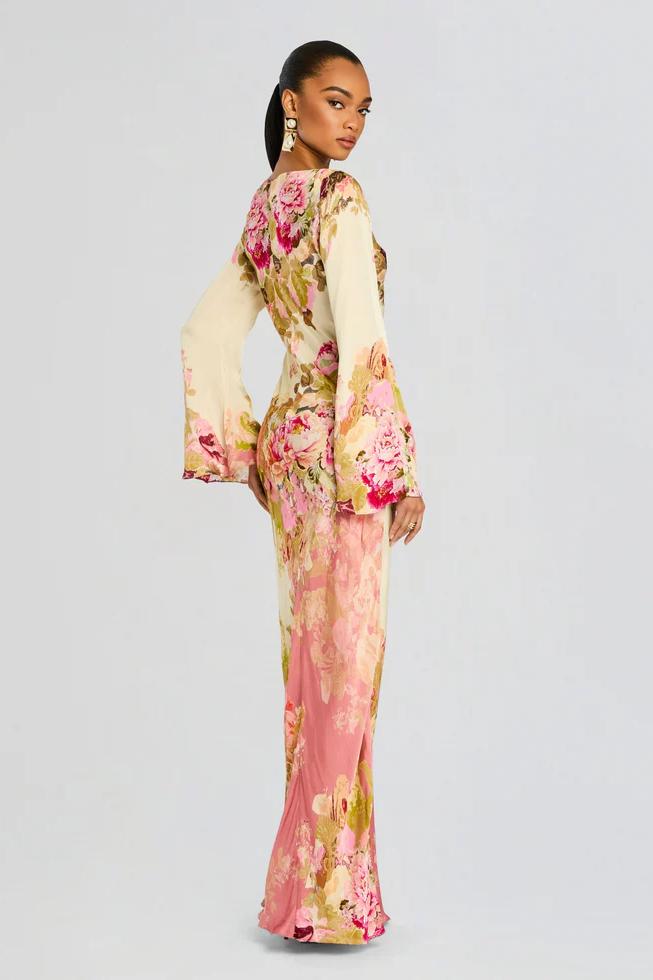 Chic floral print bell sleeve maxi dress, a sophisticated long dress for elegant summer evenings & events.