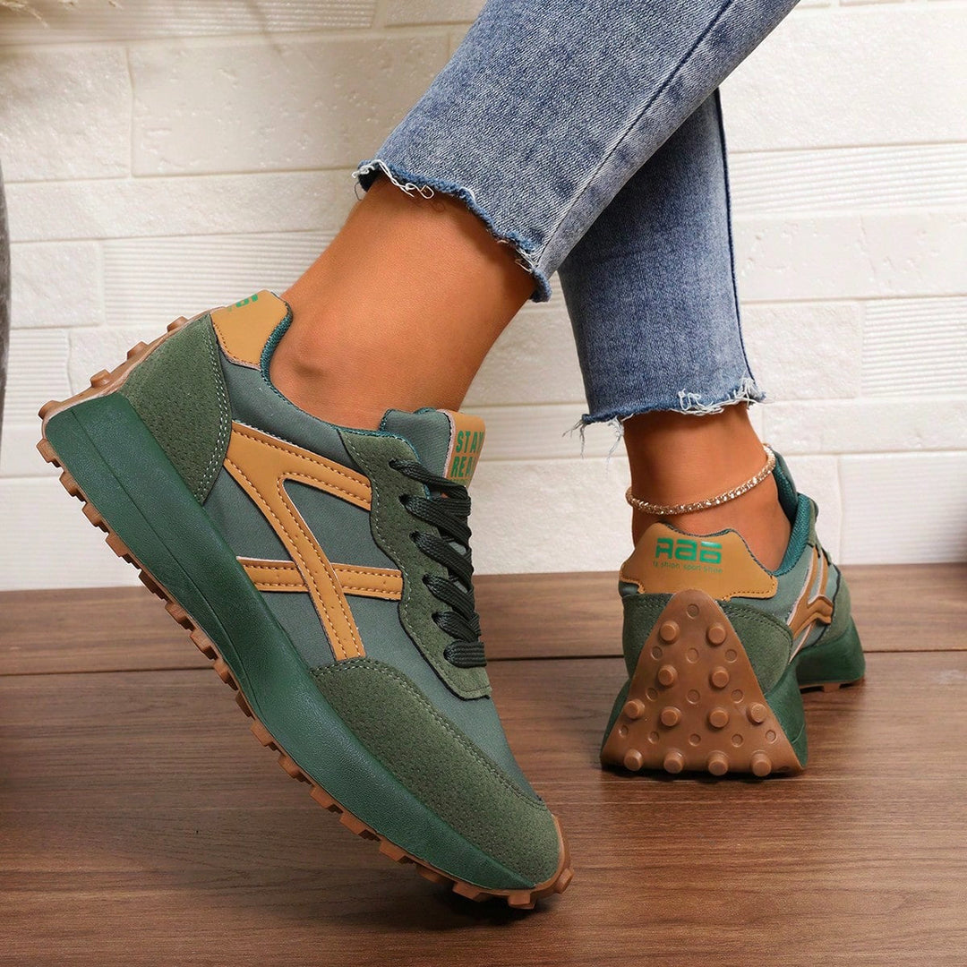 Lightweight women's wide fit walking shoes, orthopedic design for ease.