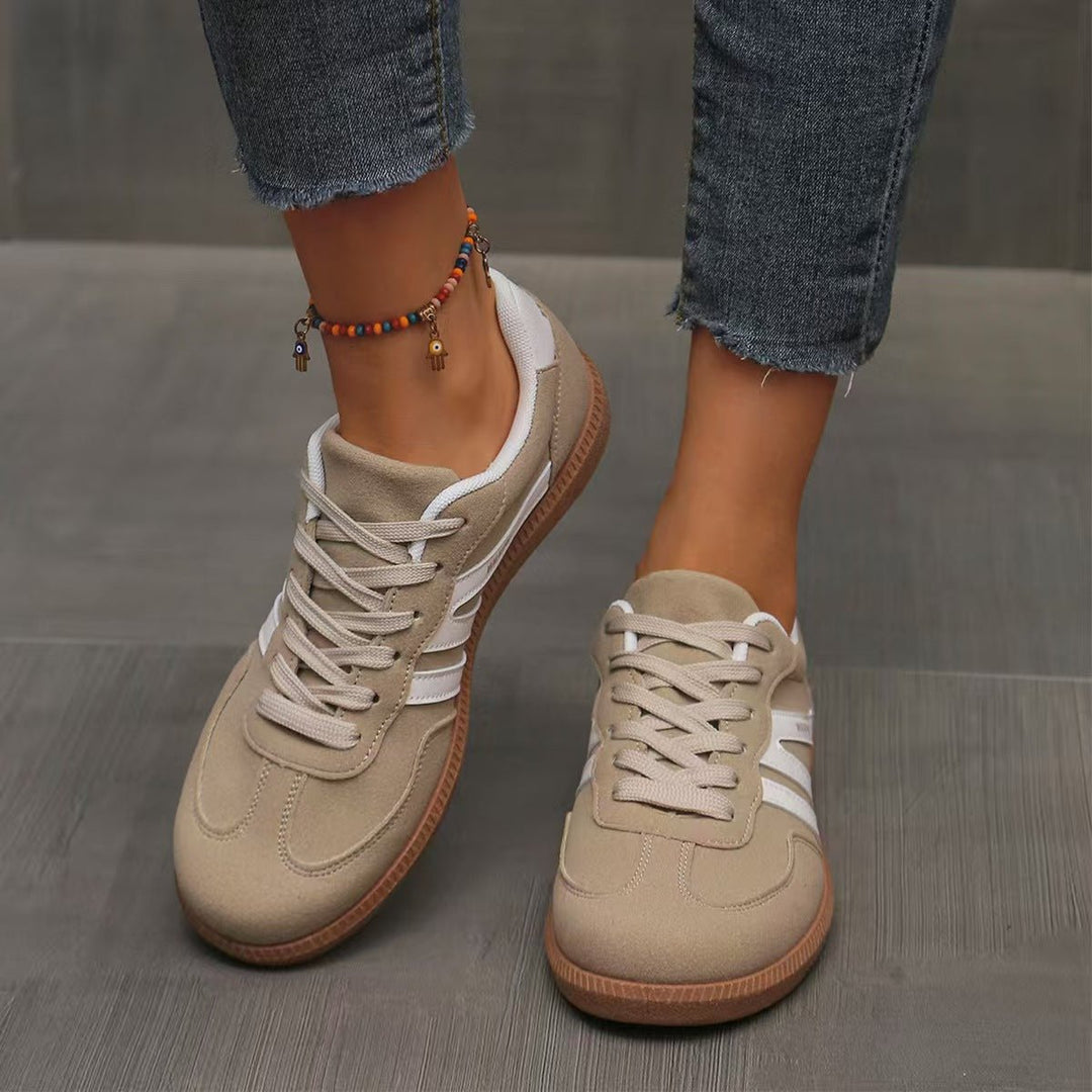 All-day comfort women's trainers, featuring orthopedic and wide fit design.