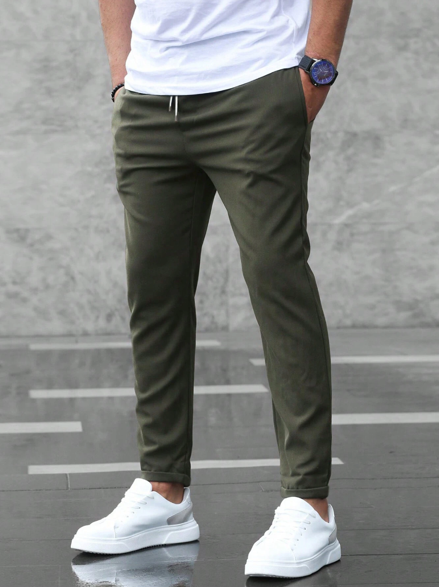 Smart casual men's stretch trousers, comfortable for office wear and versatile men's fashion.