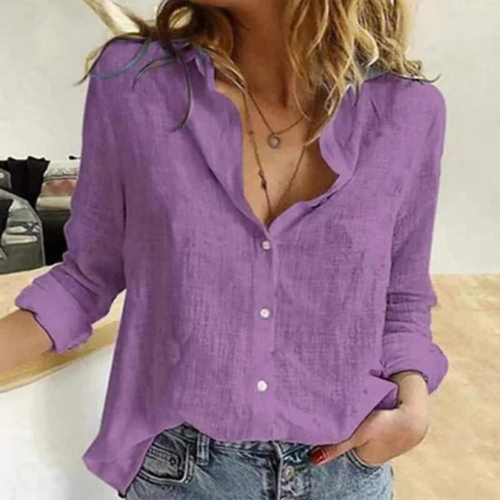 Relaxed fit lightweight summer blouse for women, versatile and fashionable.