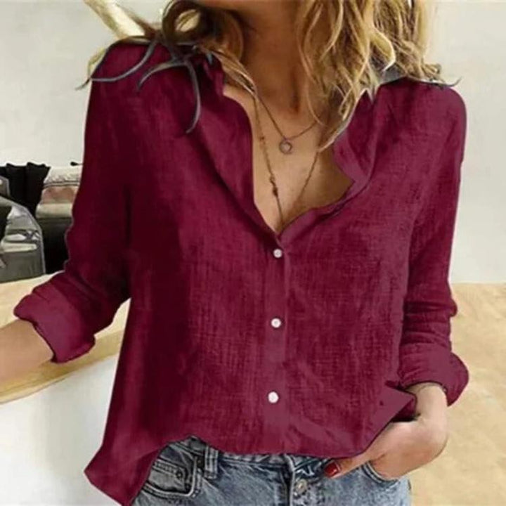 Versatile women's long sleeve top, elegant and casual, suitable for summer.