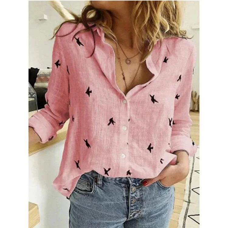 Lightweight women's summer blouse, relaxed fit, great for effortless style.