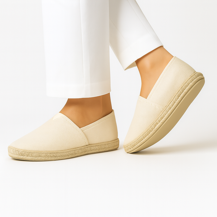 Modern women's lightweight slip-on flats, offering comfort and stylish ease for any casual occasion.