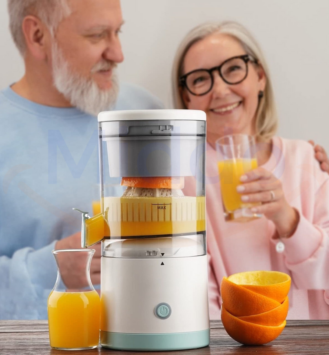 Compact Electric Citrus Squeezer for fresh juice. A modern kitchen appliance, perfect for daily healthy drinks.