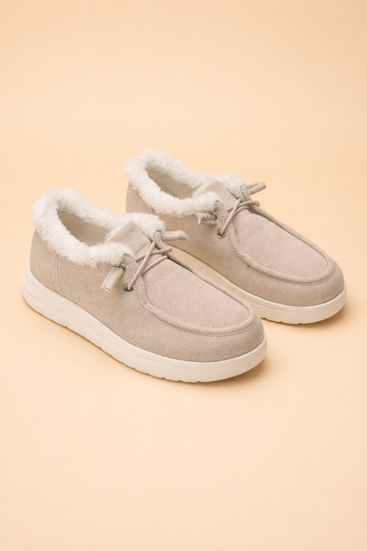 Plush women's ankle boots, ideal for cozy winter fashion, combining ultimate comfort with elegant style.
