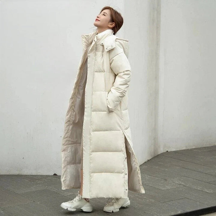 Women's stylish windproof puffer winter coat, perfect for warmth & protection in cold weather. Everyday outerwear.