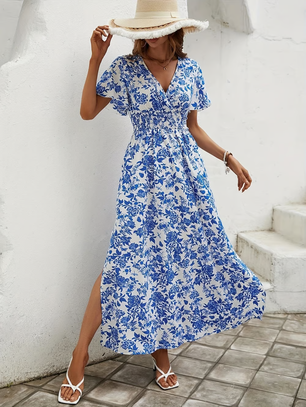Chic women's floral V-neck short sleeve maxi dress, an elegant and flowy choice for summer and vacation.
