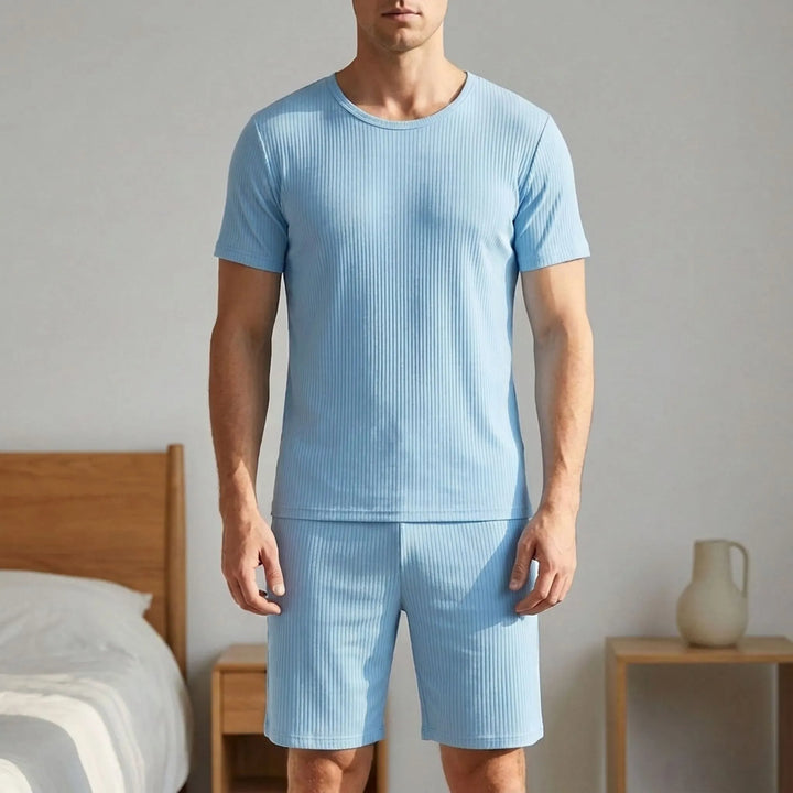 Men's lightweight ribbed pyjama set, short sleeve for comfortable sleep on warm summer nights.