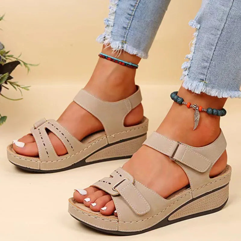 Stylish ladies' open toe orthopedic sandals, perfect for summer comfort & posture correction.