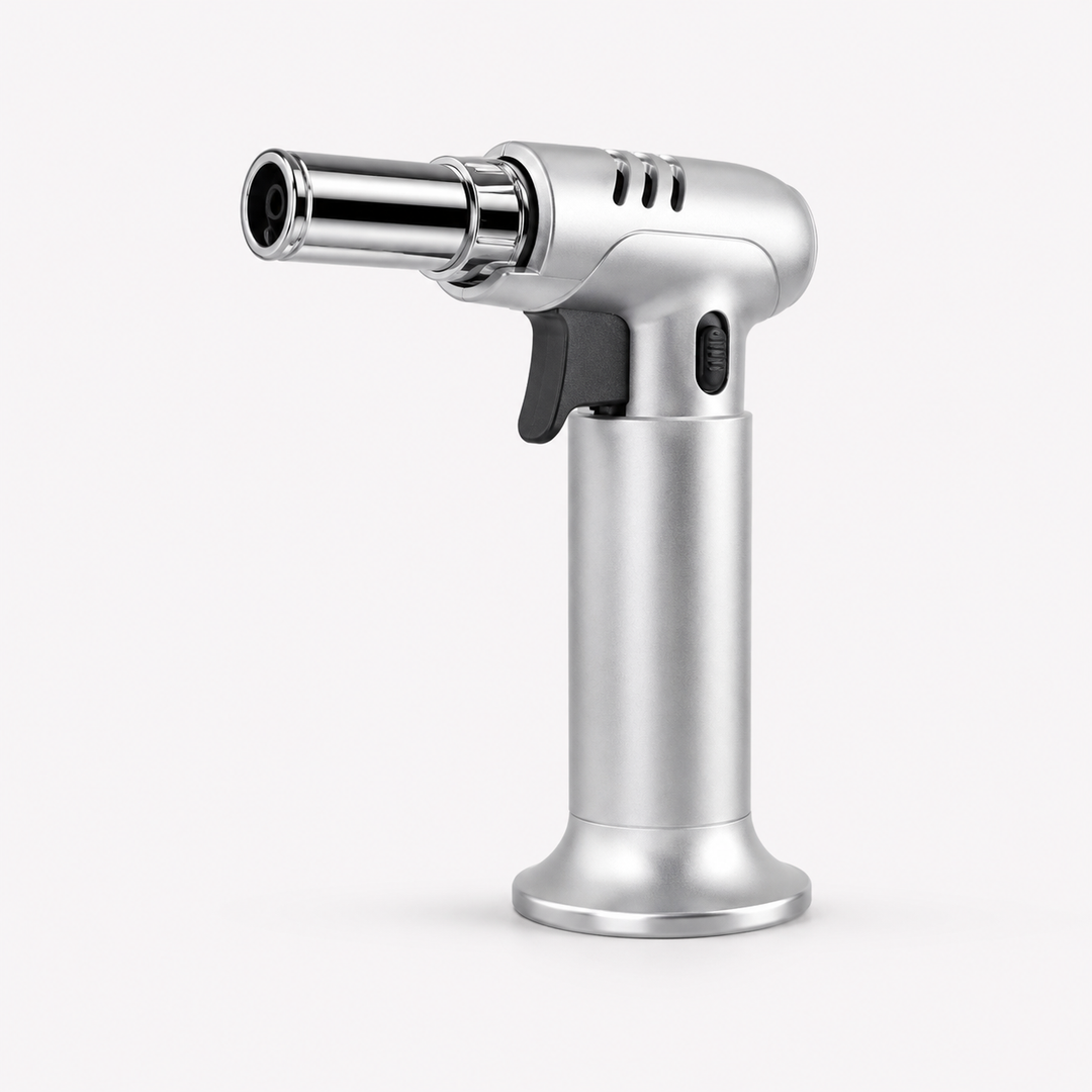 High-quality cooking torch for caramelizing sugar, searing steaks, and baking. Refillable butane fuel.