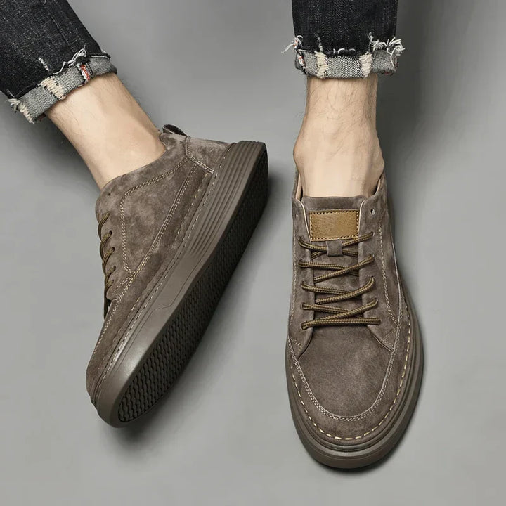 Comfortable men's walking shoes, sophisticated everyday sneakers with modern style & support.
