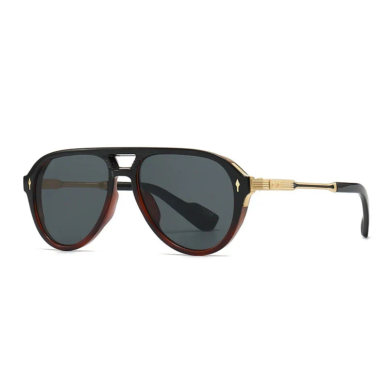 Fashionable women's jade aviator sunglasses with a retro 70s design. Oversized chic eyewear.