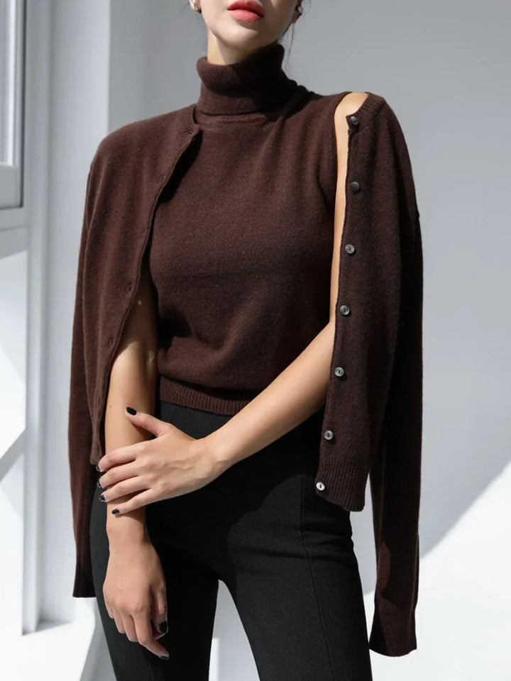 Chic women's sleeveless high-neck top, a versatile layering tank for any season.