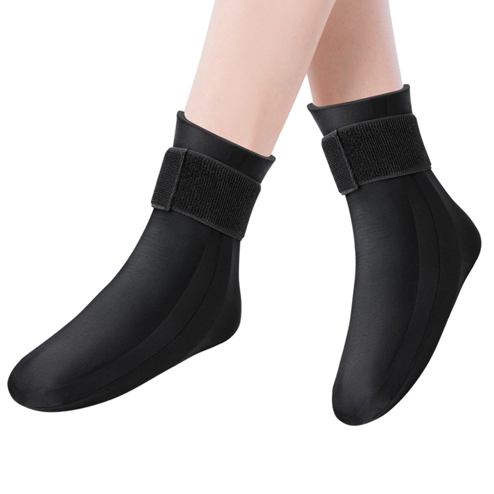 Reusable hot & cold foot wrap for pain relief, reducing swelling, and promoting muscle recovery in feet & ankles.