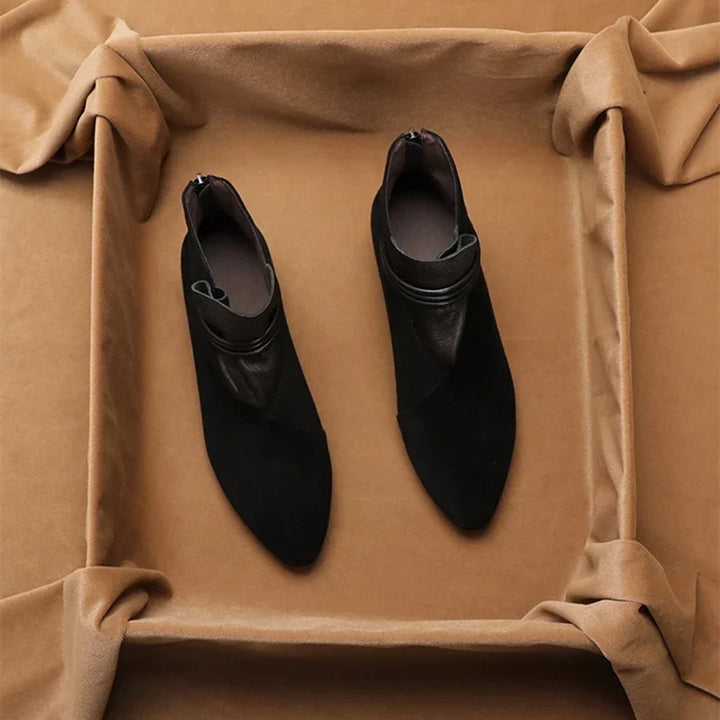 Black everyday women's low heel ankle boots, comfortable and stylish with a convenient zip.