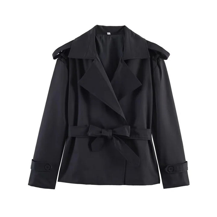 Smart-casual women's short trench, belted for a polished and refined look.