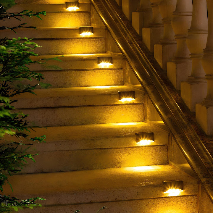 Durable & weatherproof solar LED pathway lights for outdoor stairs & steps. Automatic garden lighting.