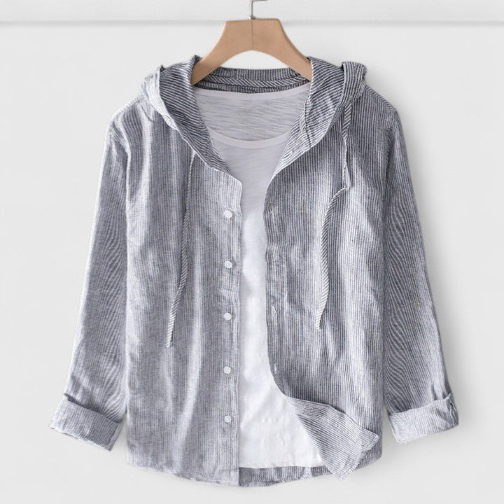Soft women's long-sleeve hooded blouse in a relaxed fit. Ideal for casual chic style & everyday comfort.