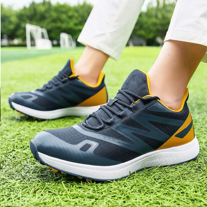 Non-slip, lightweight men's golf shoes with air cushion for superior comfort & breathable design.