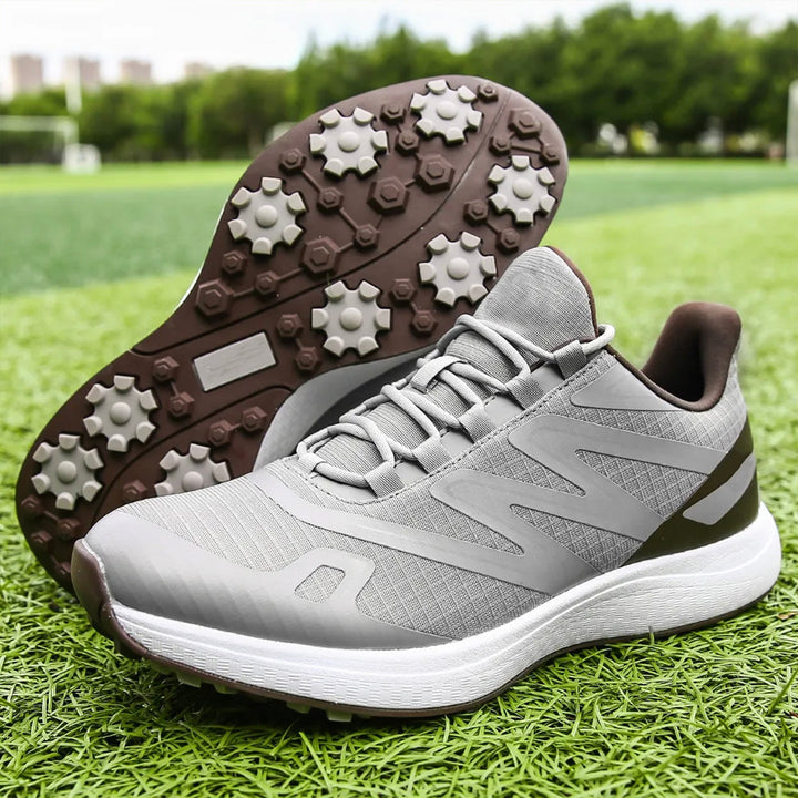Lightweight men's golf shoes, breathable, air cushion comfort, non-slip for optimal grip.