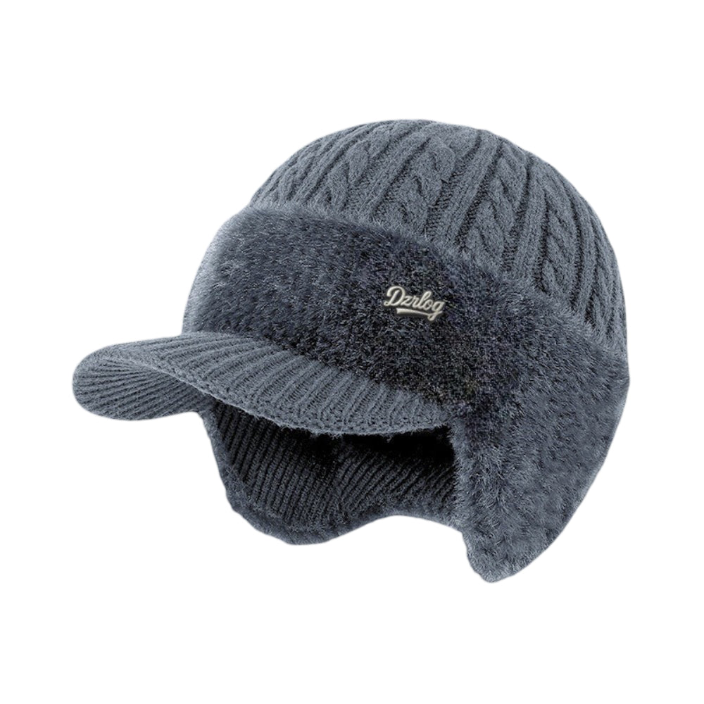 Ultimate warmth trapper hat, unisex, with cozy ear flaps and protective elements for winter activities.