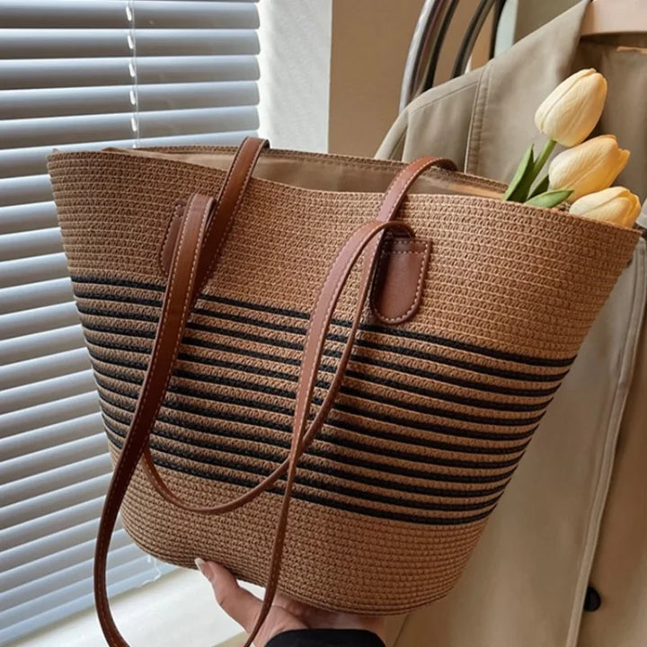Elegant women's two-tone beach tote bag, a versatile shoulder bag for summer and travel.