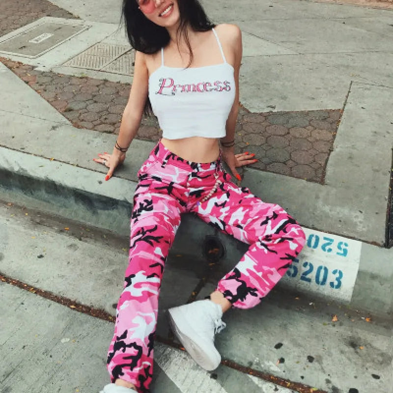 Comfortable women's camo cargo pants, loose baggy fit & elastic ankle cuffs. Versatile casual fashion pants.
