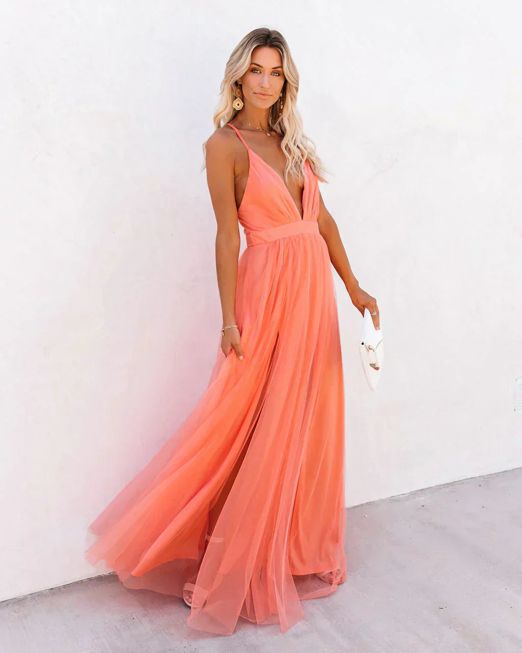 Elegant women's flowy maxi summer dress, perfect for evening events, parties & as a wedding guest.