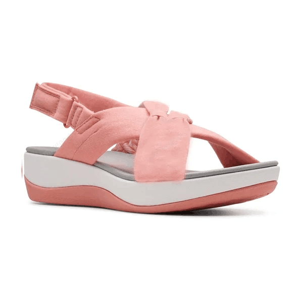 Open-toe women's comfort sandals, orthopedic design for arch support, ideal for summer relaxation.