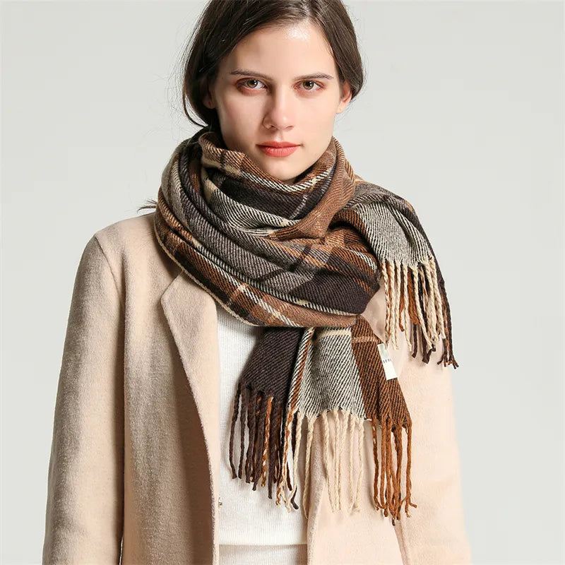 Fashion-forward women's checkered knitted scarf, perfect for creating cozy and trendy fall outfits.
